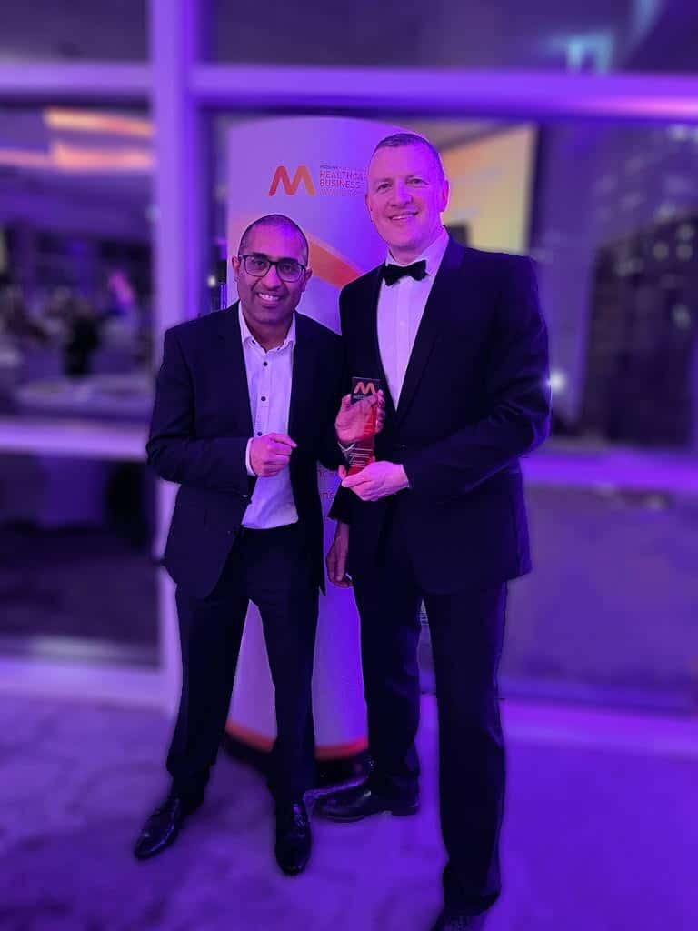 Seda's-CEO-Paul-Stott-and-CTO-Marcel-de-Matas-holding-the-Medlink-North-of-England-Export-Achievement-Award-2023